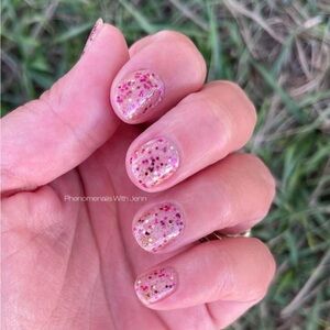 *Retired* Color Street: Pink Peppercorn | Valentine’s Day Glitter Clear Overlay